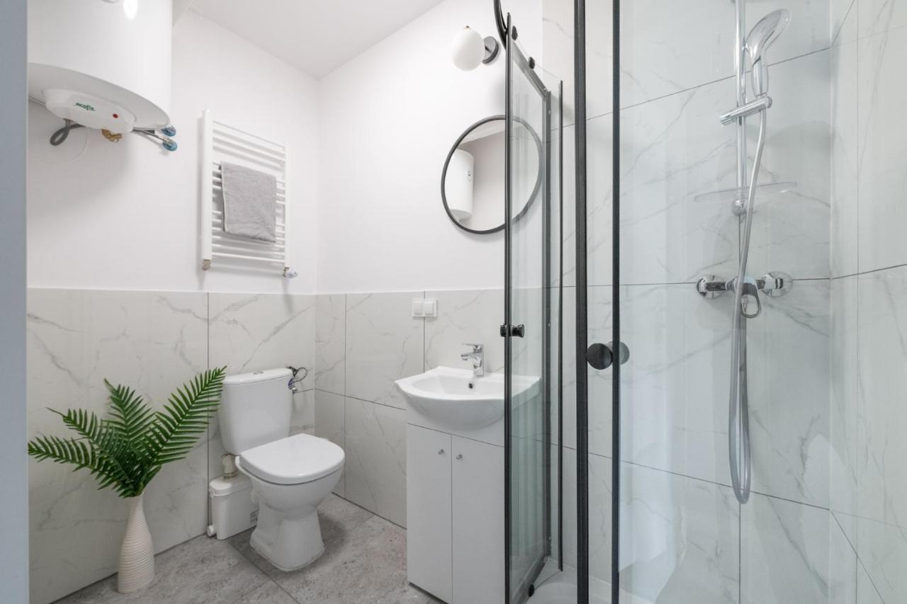 Comfortable 3City Studios In Gdynia By Noclegi Renters Exteriör bild
